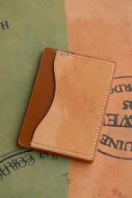 Load image into Gallery viewer, Three Pocket Minimalist - Bourbon, Reversed Middleborough Shell Cordovan & Cream Thread