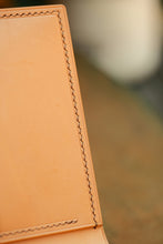 Load image into Gallery viewer, Eight Pocket Traditional Bifold - Horween Middleborough Shell Cordovan & Natural Italian Vegtan