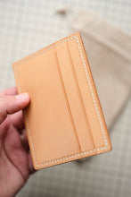 Load image into Gallery viewer, Four Pocket Cardcase - Natural Buttero Vegtan