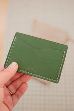 Load image into Gallery viewer, Three Pocket Minimalist - Olive Minerva Leather