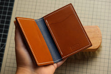 Load image into Gallery viewer, Compact Bifold - Cognac Italian Vegtan and Saphire Chèvre