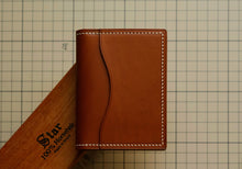 Load image into Gallery viewer, Compact Bifold - Cognac Italian Vegtan and Saphire Chèvre