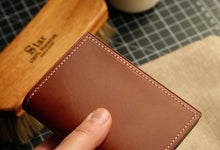 Load image into Gallery viewer, Six Pocket Vertical Bifold - Chestnut and Rainbow Italian Vegtan