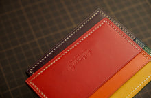 Load image into Gallery viewer, Five Pocket Cardcase - Rainbow Italian Vegtan