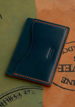 Load image into Gallery viewer, Three Pocket Cardcase - Denim Shell Cordovan &amp; En Fuego Thread
