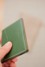Load image into Gallery viewer, Three Pocket Minimalist - Olive Minerva Leather
