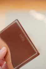 Load image into Gallery viewer, Three Pocket Minimalist - Garnet, Reversed Bourbon, Reversed Black and Bourbon Horween Shell Cordovan
